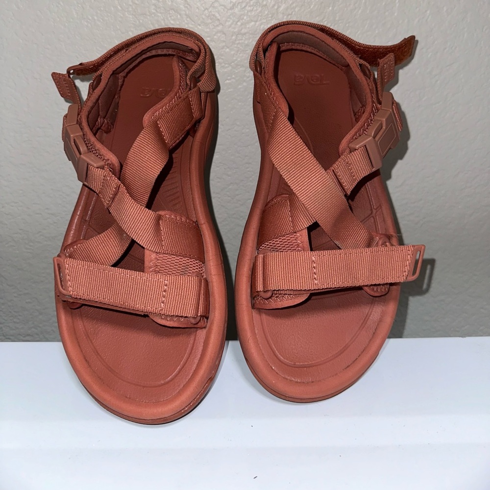 TEVA Hurricane sandals - Salmon